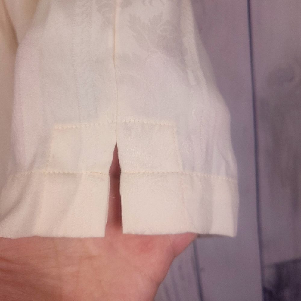 Vintage Victoria's Secret Cream Floral Paisley Embossed Shorts Pajama Bottoms M - Picture 3 of 5
